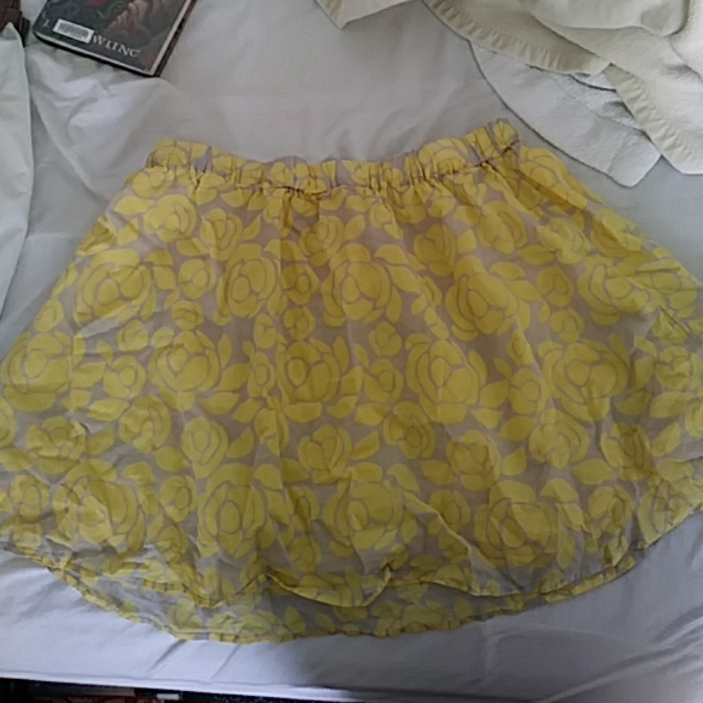 Fossil tan (creme) and yellow floral skirt